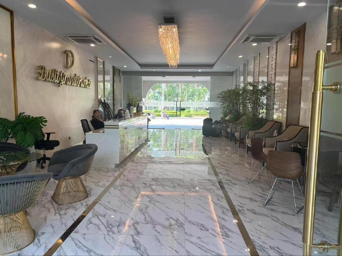 Romantic Beach Apartment芭堤雅水系高档酒店式公寓可做饭 Джомтиен Бийч Екстериор снимка
